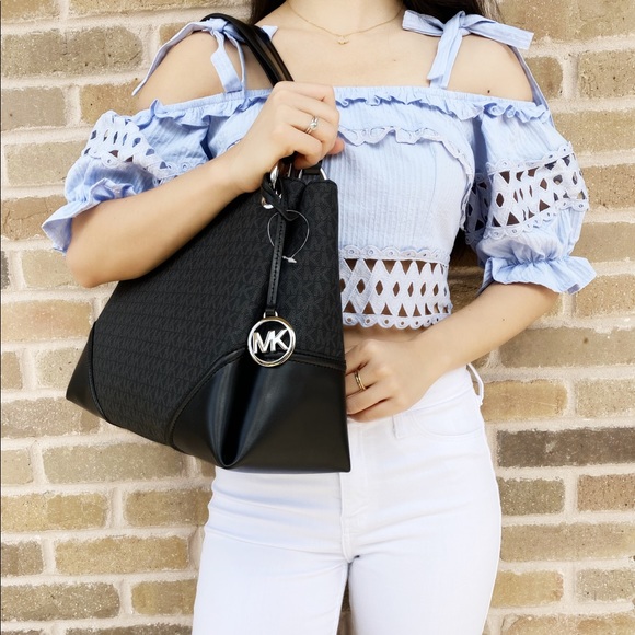 Gaby’sBags👜💕-Michael Kors Tote black MK - Picture 2 of 5